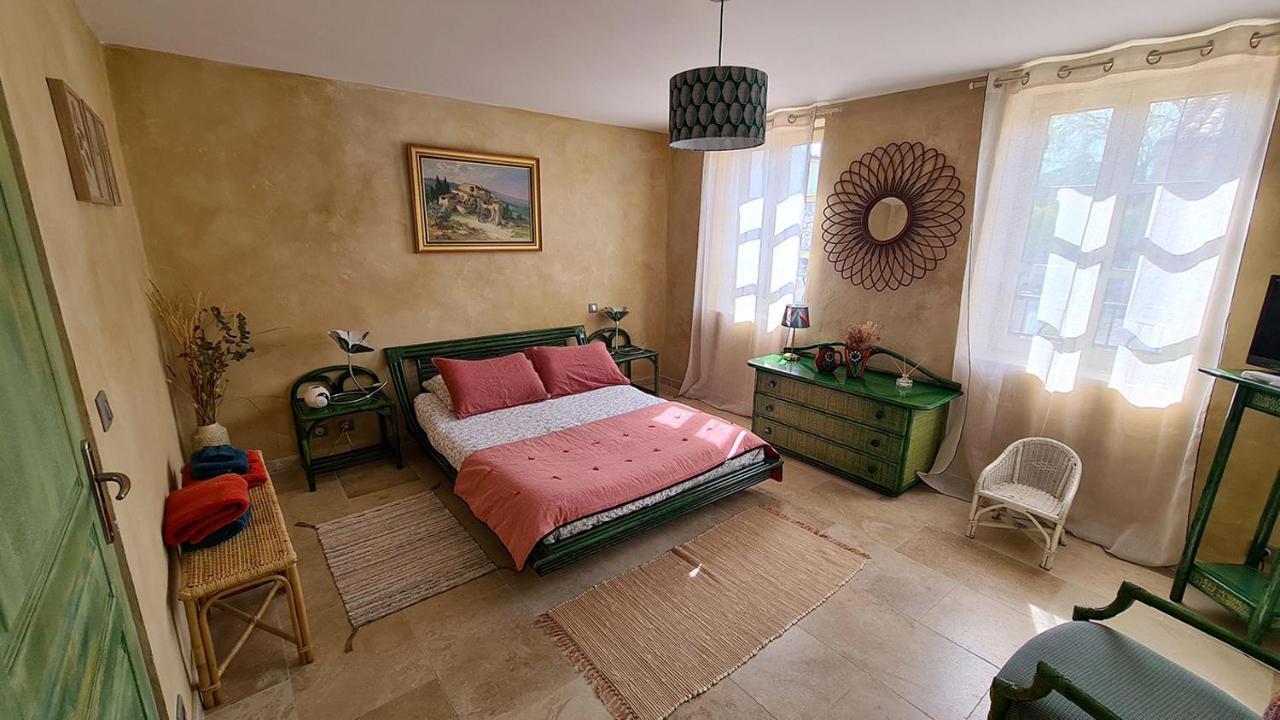 Le Jardinet De Rosa Maison De Village Eygalières Exteriér fotografie